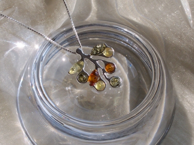 Amber Silver Pendant PE1017