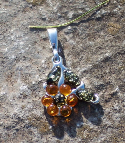 Amber Silver Pendant PE1044