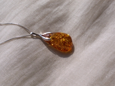 Amber Silver Pendant PE7243